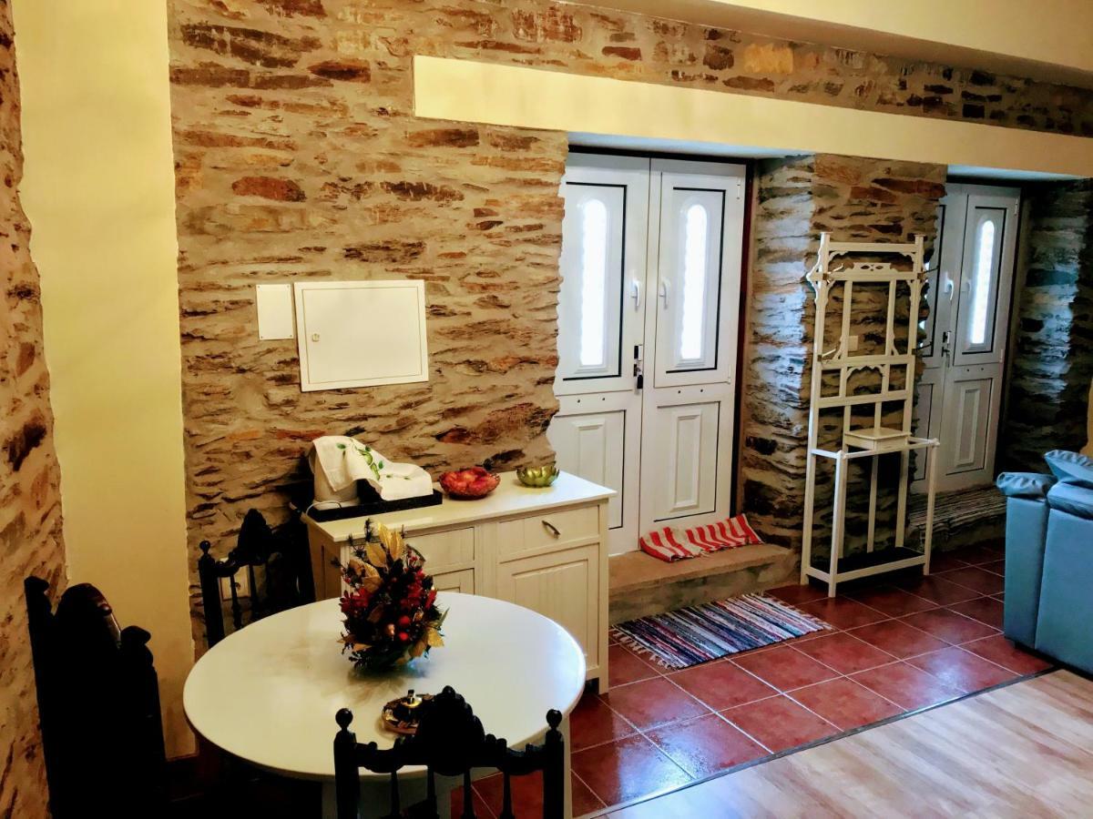 Casa Da Escola Antiga Сasa de vacaciones